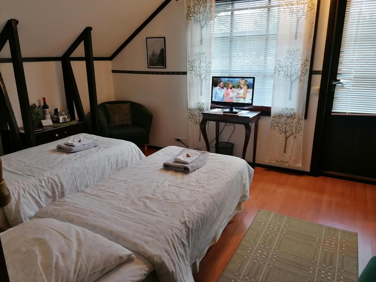 Cronin'S Guesthouse Bed & Breakfast Heinola Exterior foto